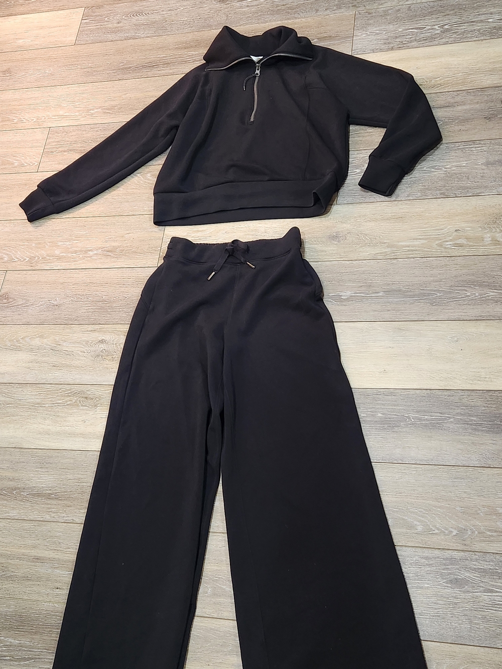 Spanx AirEssentials Wide Leg 2-Piece Set in Black, Size Small